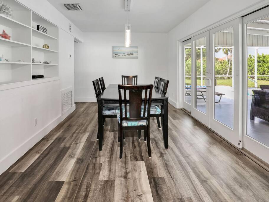 ליבוניה Elevated 1152 - Serene Family Friendly 4 Bed Pool Home מראה חיצוני תמונה